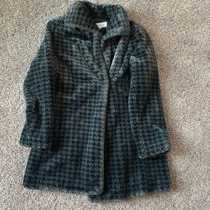 Faux fur Calvin Klein coat